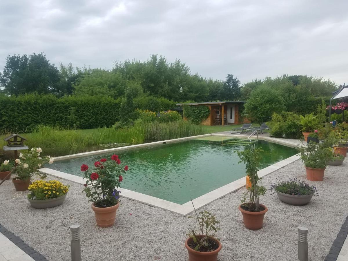 Ferienhaus Zum Imker Velten Dış mekan fotoğraf