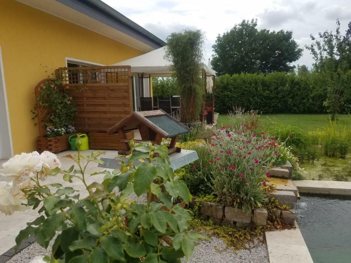 Ferienhaus Zum Imker Velten Dış mekan fotoğraf