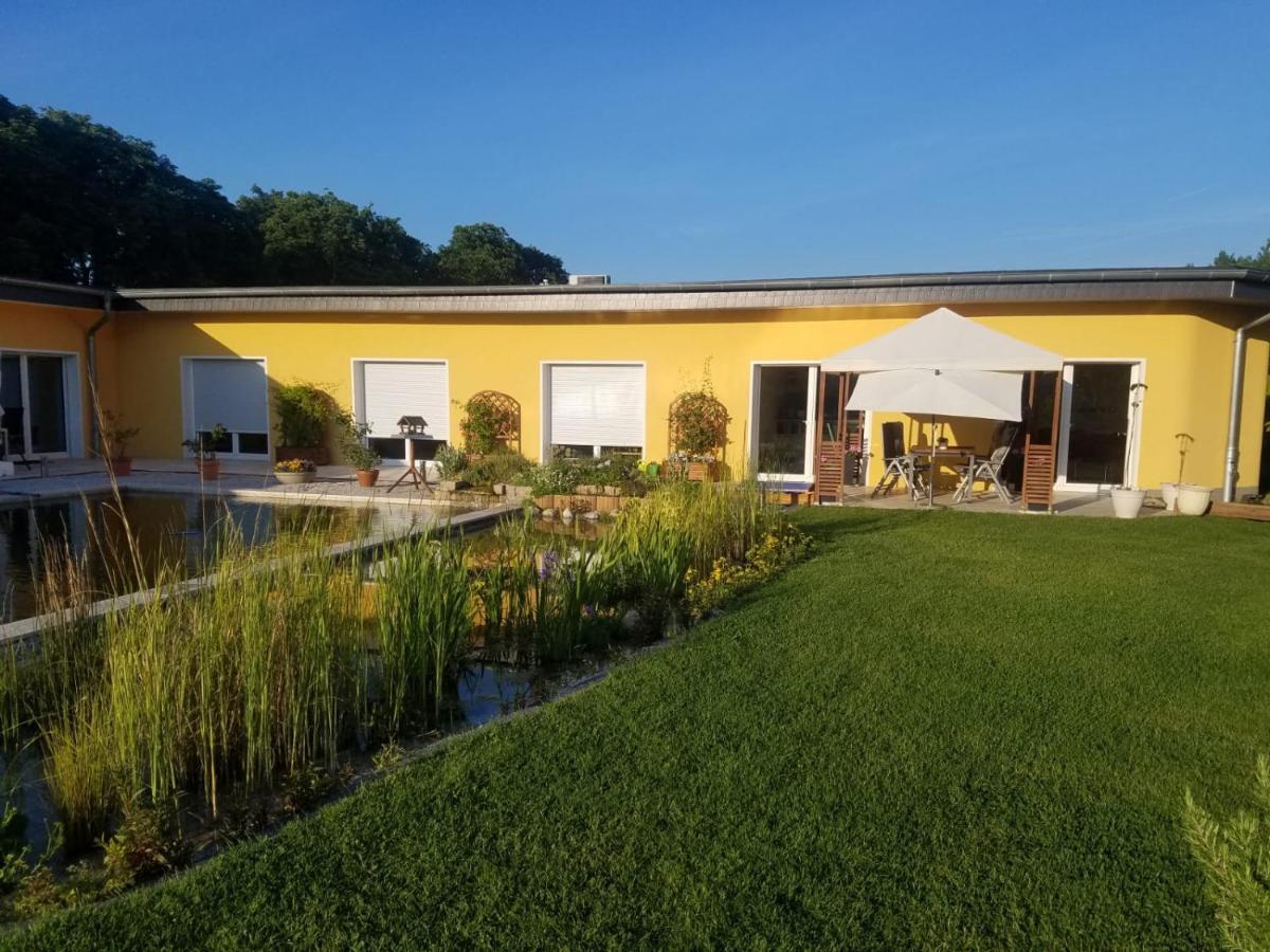 Ferienhaus Zum Imker Velten Dış mekan fotoğraf