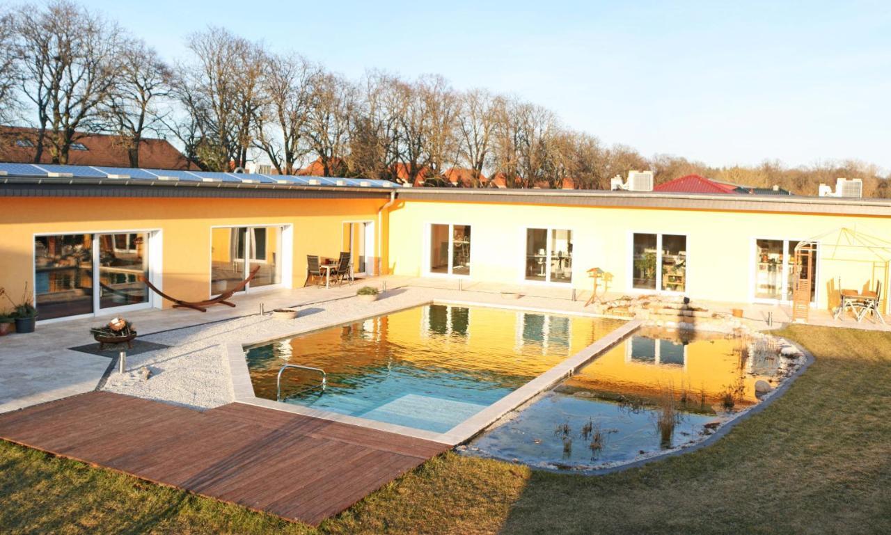 Ferienhaus Zum Imker Velten Dış mekan fotoğraf
